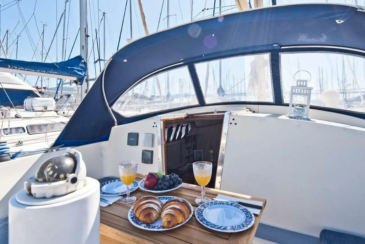 船屋 Bmyguest-Evamia River Boat Lisboa